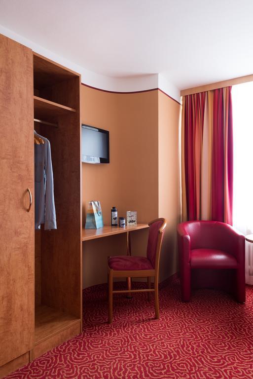 Buergerbraeu Hotel Юберлинген Екстериор снимка