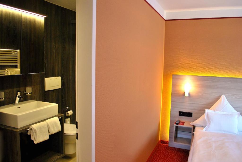 Buergerbraeu Hotel Юберлинген Екстериор снимка